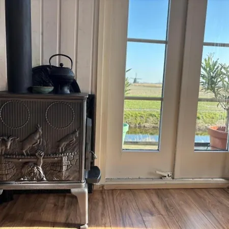 Tiny House In 't Near And Forest Casa de Férias